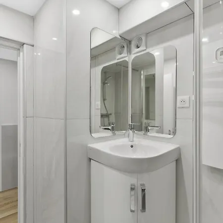 Ng - A 10 Mn Du Palais Des Festivals Apartment *